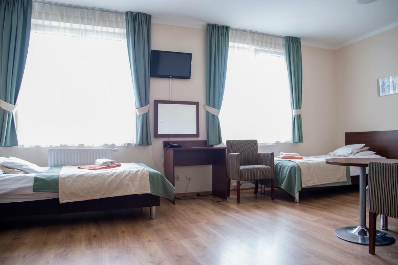 Sanatorium Uzdrowiskowe Lacznosc Hotel Ciechocinek Buitenkant foto